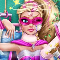 Siêu Nhân Barbie Gãy Chân